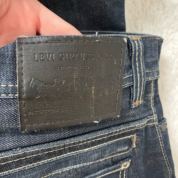 Levi’s men jeans . - Picture 2 of 4